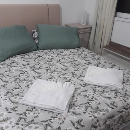 Apartamentos Por Diaria Av Domingos De Almeida بيلوتاس المظهر الخارجي الصورة