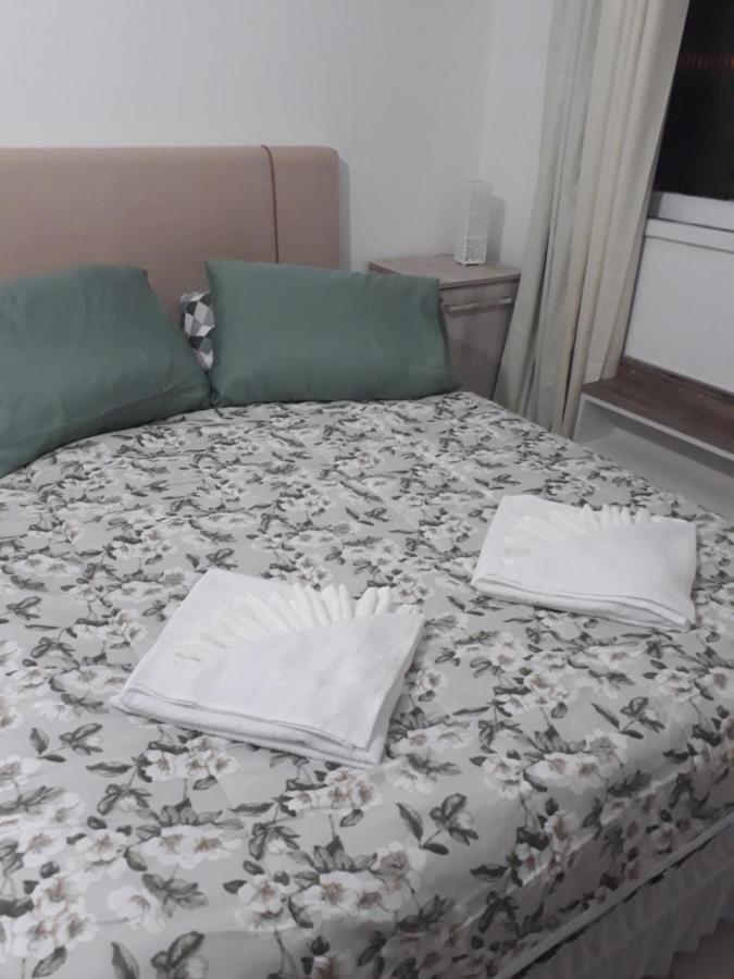 Apartamentos Por Diaria Av Domingos De Almeida بيلوتاس المظهر الخارجي الصورة